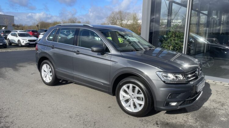 Tiguan 2,0TDi Highline 4Motion Navi AHK ergo