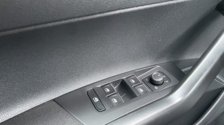 Taigo 1,5TSi R-Line AHK Key Kam Sitzhz IQ Light