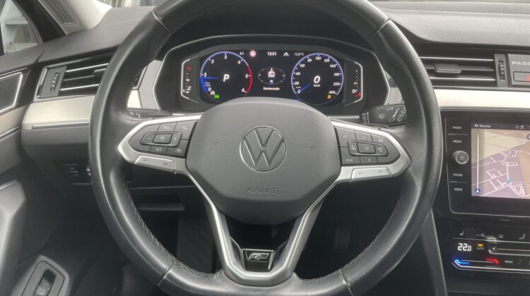 Passat 2,0TDi Variant R-Line 4×4 Standhz AHK