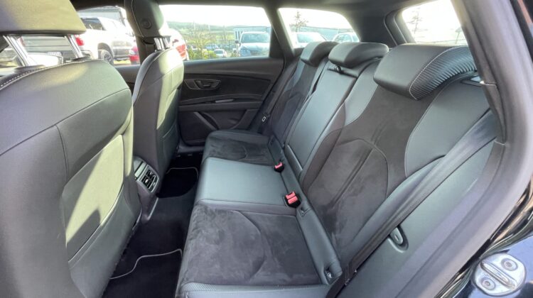 Leon ST Cupra 4Drive Pano Beats AHK Alcantara