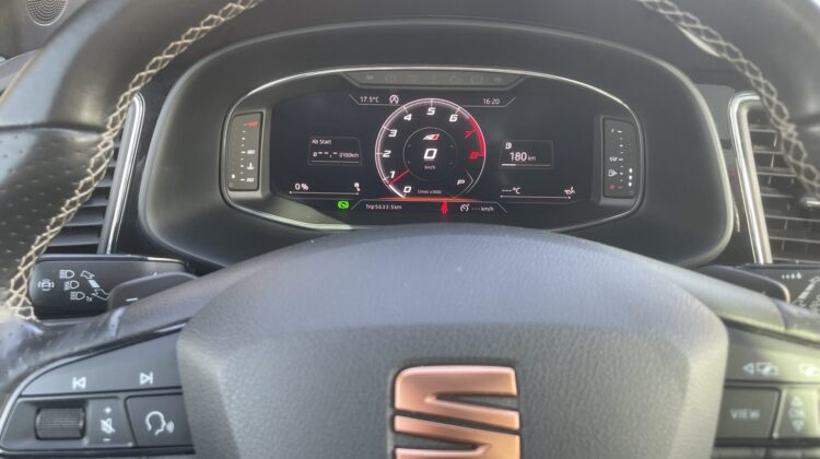 Leon ST Cupra 4Drive Pano Beats AHK Alcantara