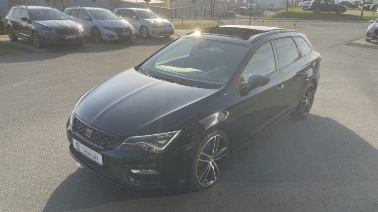 Leon ST Cupra 4Drive Pano Beats AHK Alcantara