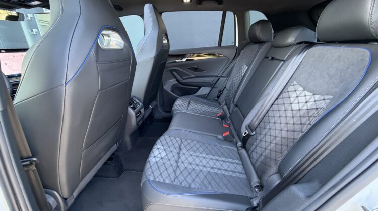 Tiguan 2.0TSI 4Motion R-Line Pano AHK 360 HUD IQ