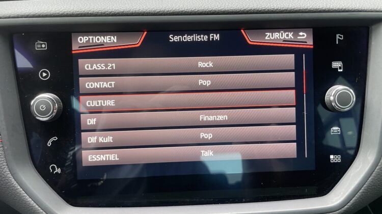 Arona FR 18″ Navi Virtual Kamera Matrix Sitzhz.