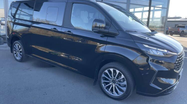 Tourneo Custom 8-Sitze 320 L2 Titanium X AWD