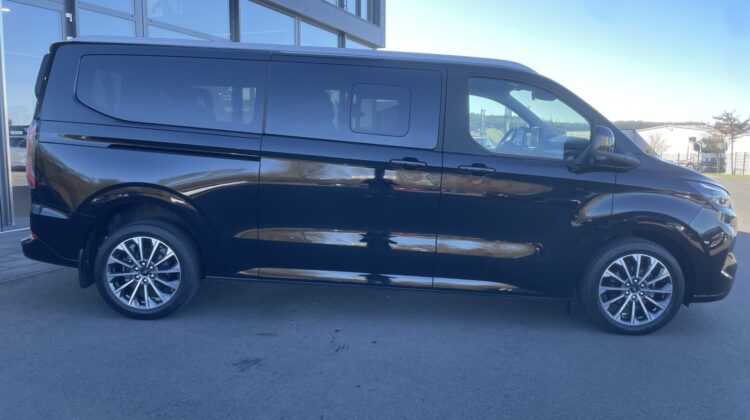 Tourneo Custom 8-Sitze 320 L2 Titanium X AWD