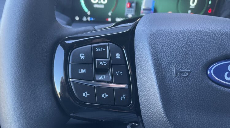 Tourneo Custom 8-Sitze 320 L2 Titanium X AWD