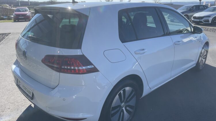 Golf VII e-Golf Navi LED ALu SHZ Klima