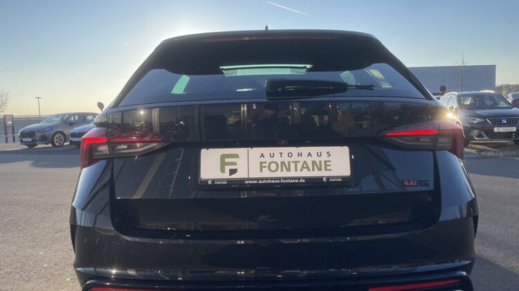 Octavia Combi 2,0TDi RS Pano Riga 19″ Kamera