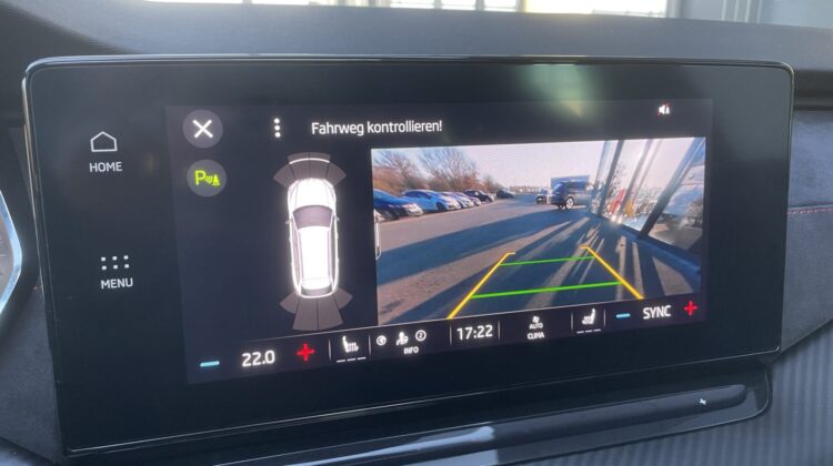 Octavia Combi 2,0TDi RS Pano Riga 19″ Kamera