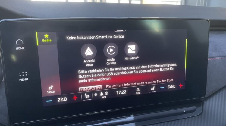 Octavia Combi 2,0TDi RS Pano Riga 19″ Kamera