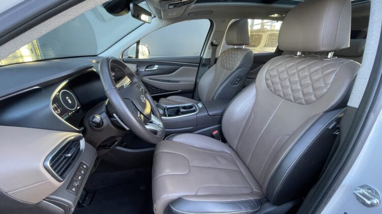 Santa Fe 4WD Hybrid Pano 19″ 7-Sitzer Leder LED