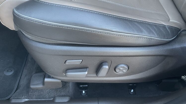 Santa Fe 4WD Hybrid Pano 19″ 7-Sitzer Leder LED