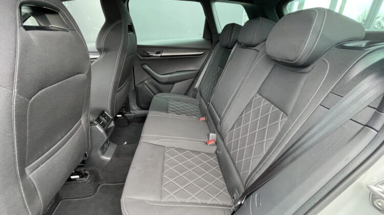 Karoq 1,5TSi DSG Sportline AHK Key Kam el.Heckkl