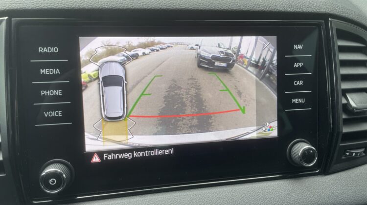 Karoq 1,5TSi DSG Sportline AHK Key Kam el.Heckkl