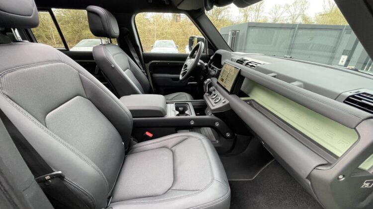 Defender 110 75th Limited Edition AHK