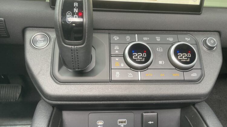 Defender 110 75th Limited Edition AHK