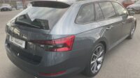 Superb 2,0TDi Kombi Sportline 19″ Matrix Alcant.
