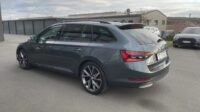 Superb 2,0TDi Kombi Sportline 19″ Matrix Alcant.