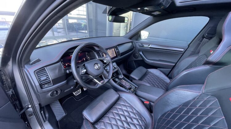 Kodiaq RS 4×4 Vollleder AHK Standhz Pano 360°DCC