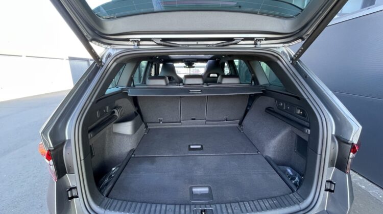 Kodiaq RS 4×4 Vollleder AHK Standhz Pano 360°DCC