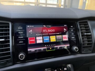 Kodiaq 2,0TDi Sportline 4×4 Pano 19″ AHK DCC ACC