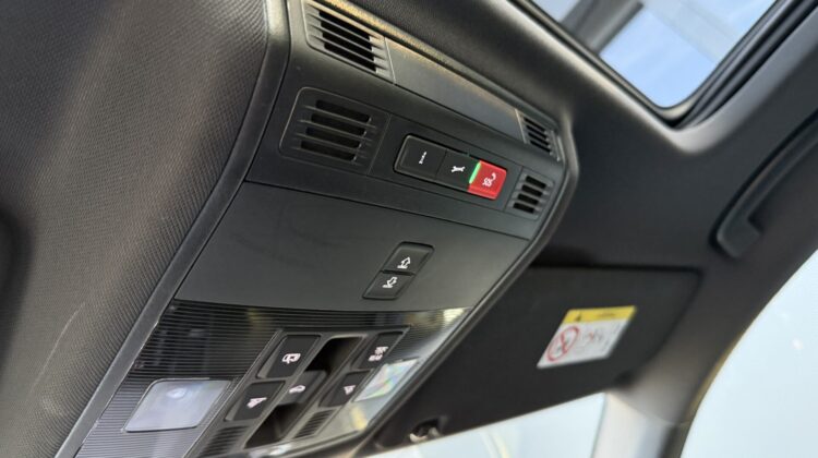 Kodiaq 2,0TDi Sportline 4×4 Pano 19″ AHK DCC ACC