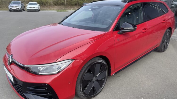 Passat 2.0TDI 4×4 R-Line Leder Pano Signature