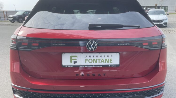 Passat 2.0TDI 4×4 R-Line Leder Pano Signature