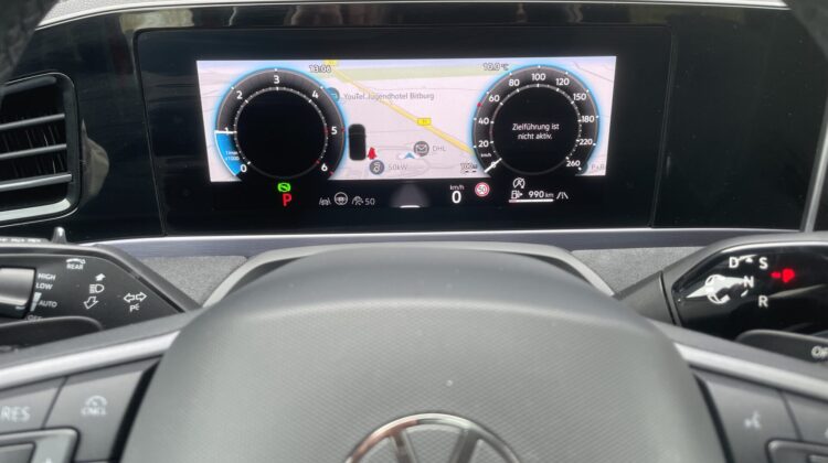 Passat 2.0TDI 4×4 R-Line Leder Pano Signature