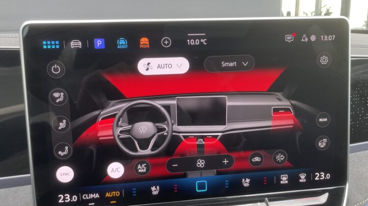 Passat 2.0TDI 4×4 R-Line Leder Pano Signature