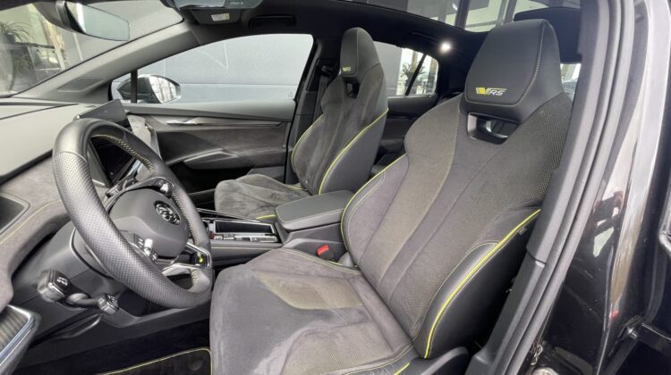 Enyaq Coupé RS Lounge Pano Canton WP AHK 360°