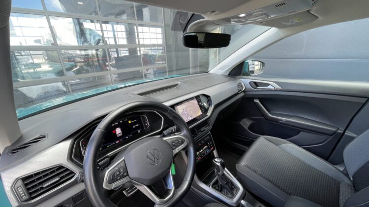 T-Cross Active R Line DSG Kamera Navi Apple Sitzheizung