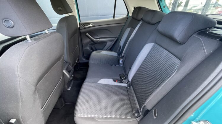 T-Cross Active R Line DSG Kamera Navi Apple Sitzheizung