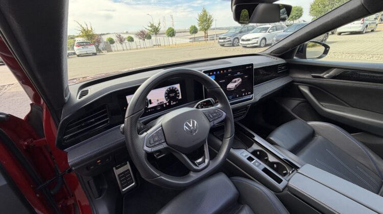 Passat 2.0TDI 4×4 R-Line Leder Pano Signature