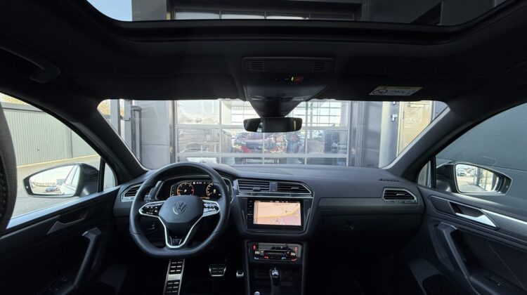 Tiguan 2,0TDi R-Line 4Motion Pano 20″ AHK DCC