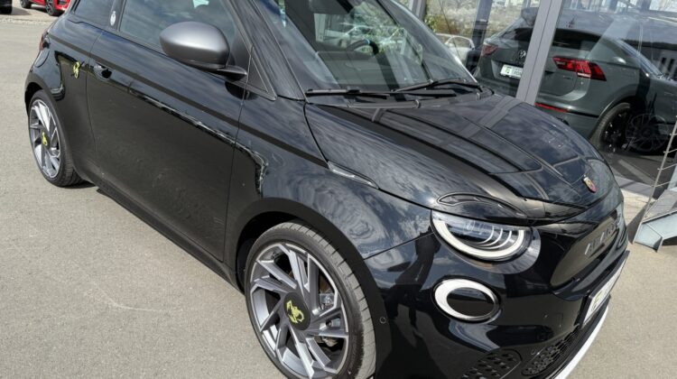 500e Scorpionissima Edition limitiert Pano 18