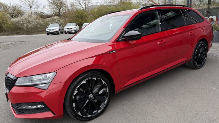 Superb 2.0TSI Sportline 4×4 Pano 19″ AHK Canton