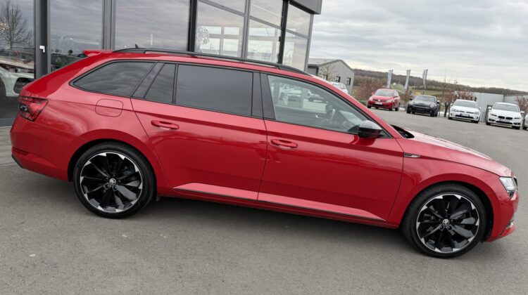 Superb 2.0TSI Sportline 4×4 Pano 19″ AHK Canton