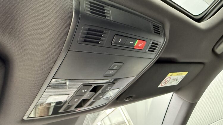 Superb 2.0TSI Sportline 4×4 Pano 19″ AHK Canton