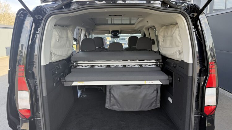 Caddy Maxi California 1.5TSI DSG Pano 18