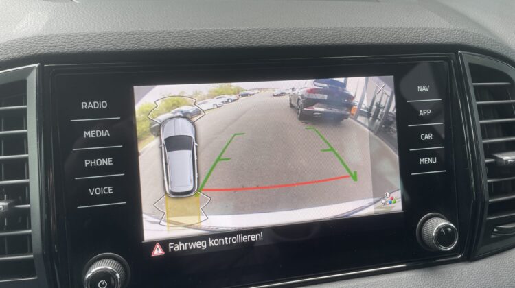 Karoq 2,0TSi Sportline 4×4 Pano AHK19″ Kam Leder