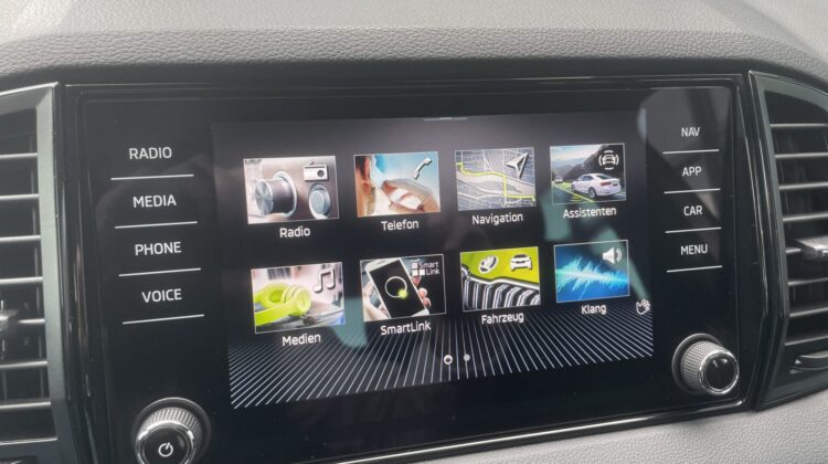 Karoq 2,0TSi Sportline 4×4 Pano AHK19″ Kam Leder