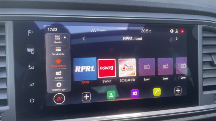 Ateca VZ 4Drive Akrapovic AHK Pano Beats Leder