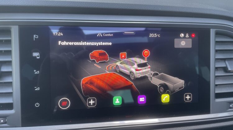 Ateca VZ 4Drive Akrapovic AHK Pano Beats Leder