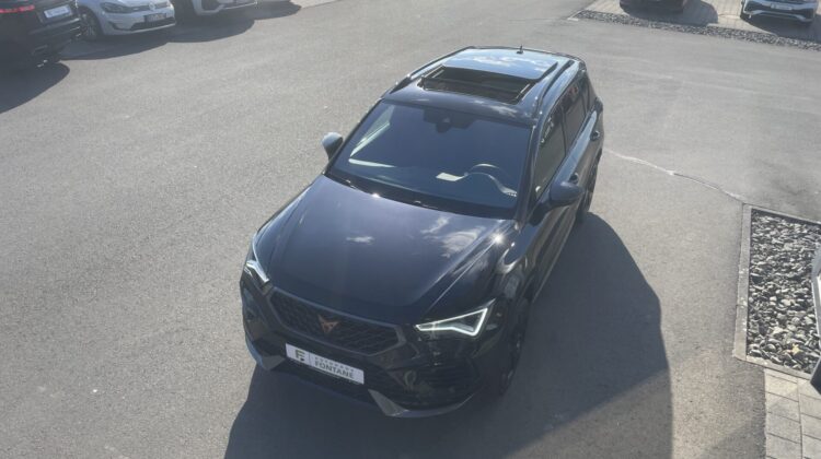 Ateca VZ 4Drive Akrapovic AHK Pano Beats Leder