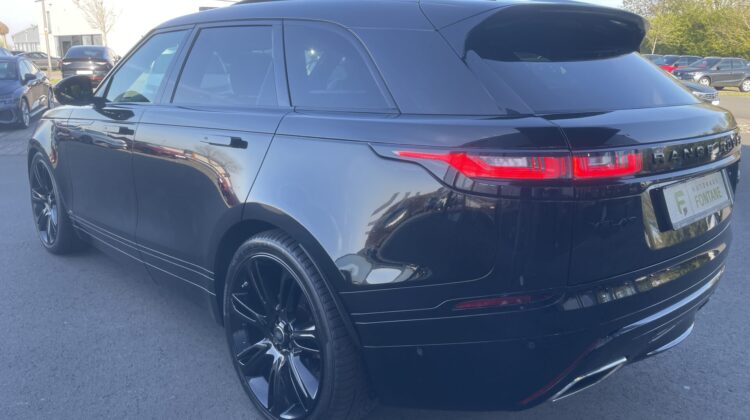 Range Rover Velar R-Dynamic Pano AHK 22