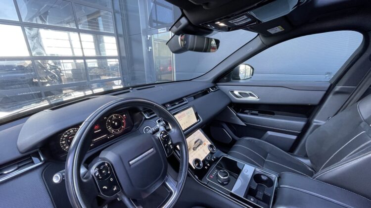 Range Rover Velar R-Dynamic Pano AHK 22