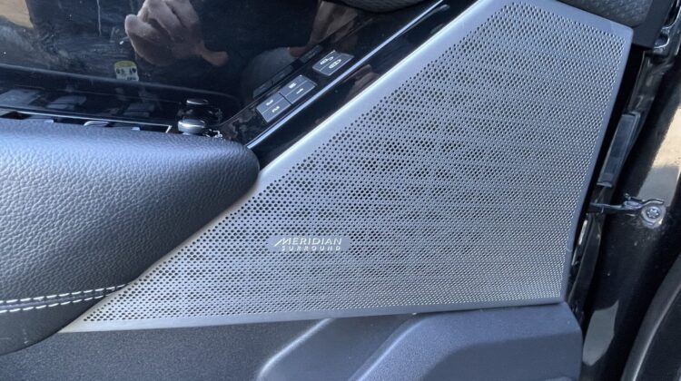 Range Rover Velar R-Dynamic Pano AHK 22