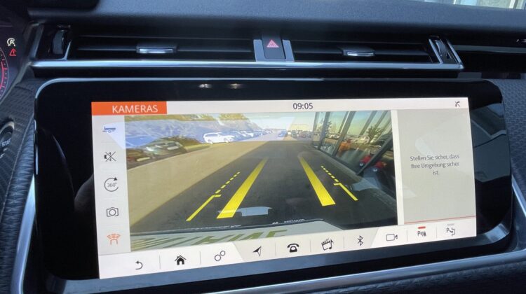 Range Rover Velar R-Dynamic Pano AHK 22